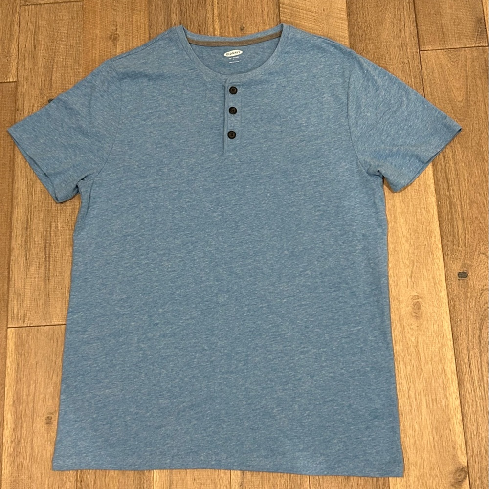 Old Navy Men’s Blue Soft Washed Tee Size: L